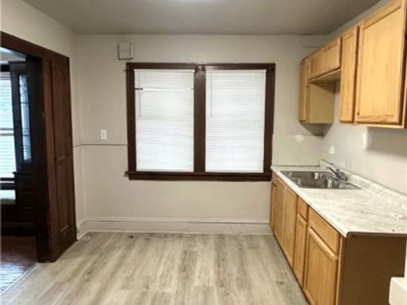 9613 Parkview Avenue, Cleveland, OH 44104 Photo 21