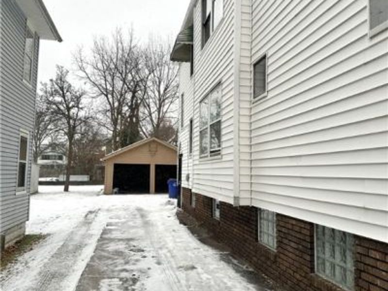 9613 Parkview Avenue, Cleveland, OH 44104 Photo 39