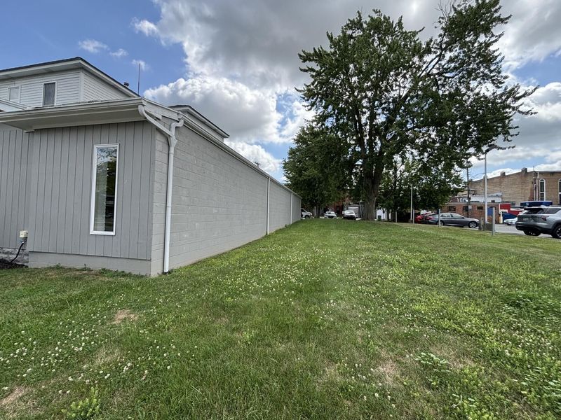 122 N Court Street, Marysville, OH 43040 Photo 4