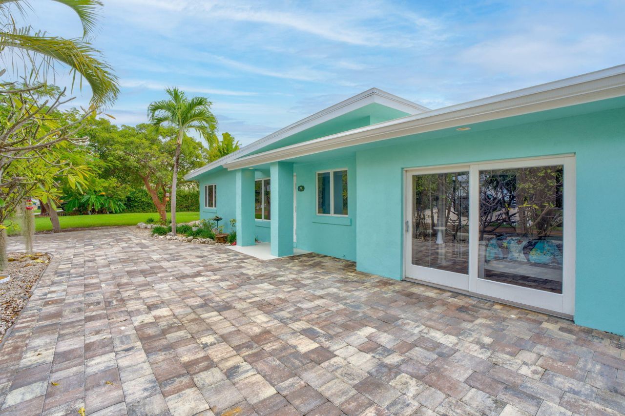 51 Drost Drive, Cudjoe, FL 33042 Photo