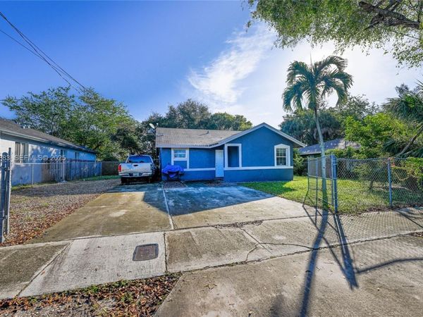634 NW 15th Ave , Fort Lauderdale, FL 33311
