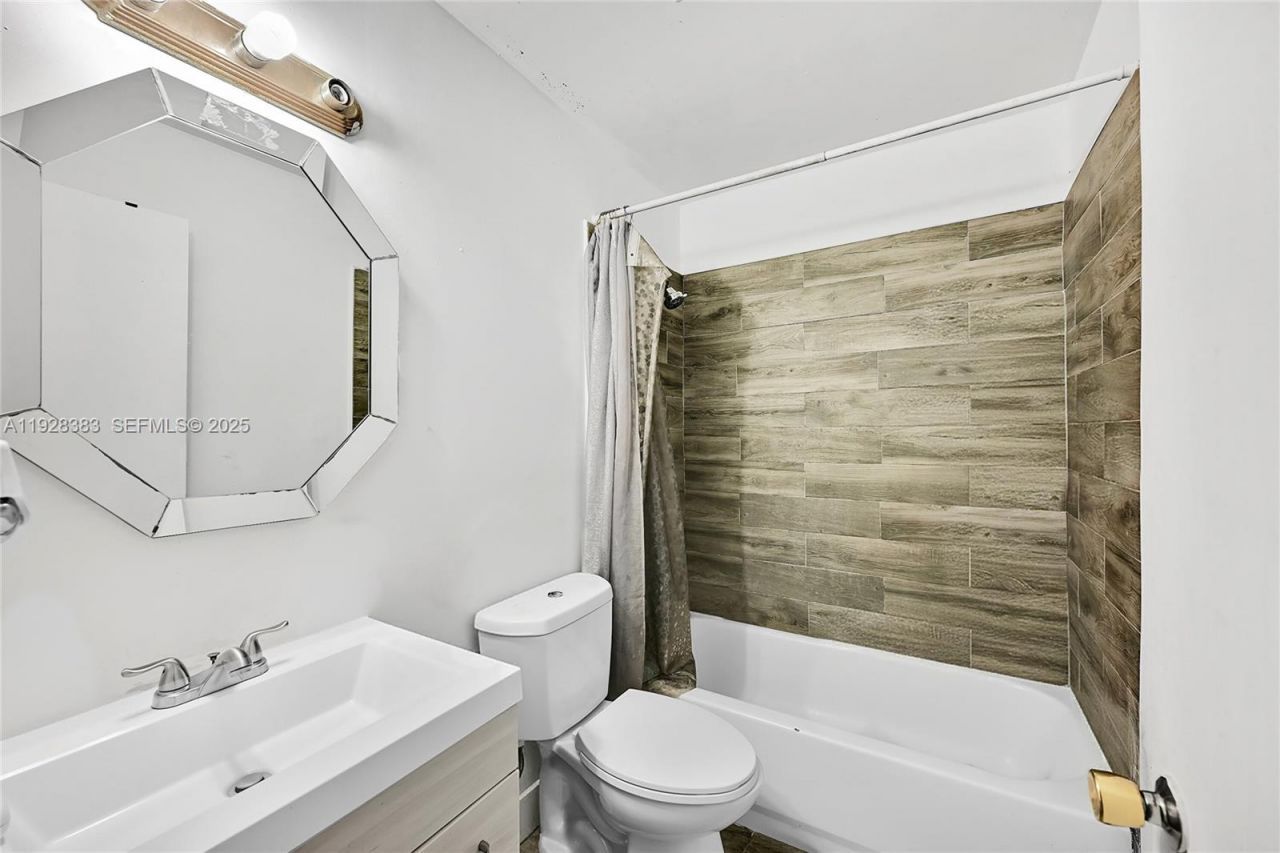 634 NW 15th Ave , Fort Lauderdale, FL 33311 Photo