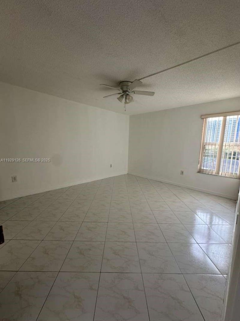 4801 NW 7th St, Unit 210-16, Miami, FL 33126 Photo