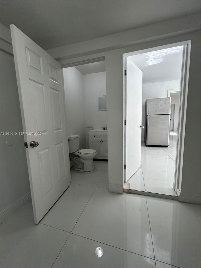 551 NW 41st St , Unit 4, Miami, FL 33127 Photo
