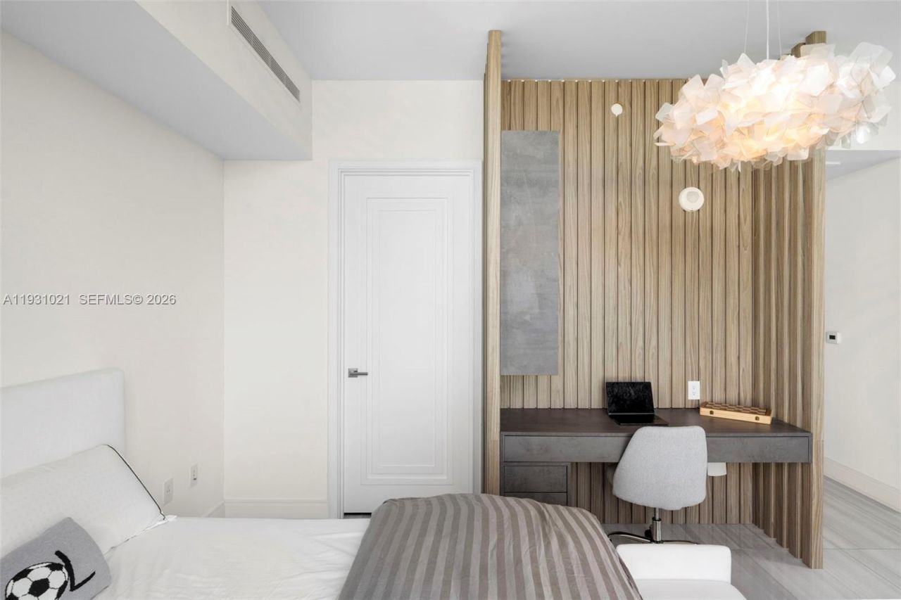 17901 Collins Ave, Unit 1002, Sunny Isles Beach, FL 33160 Photo