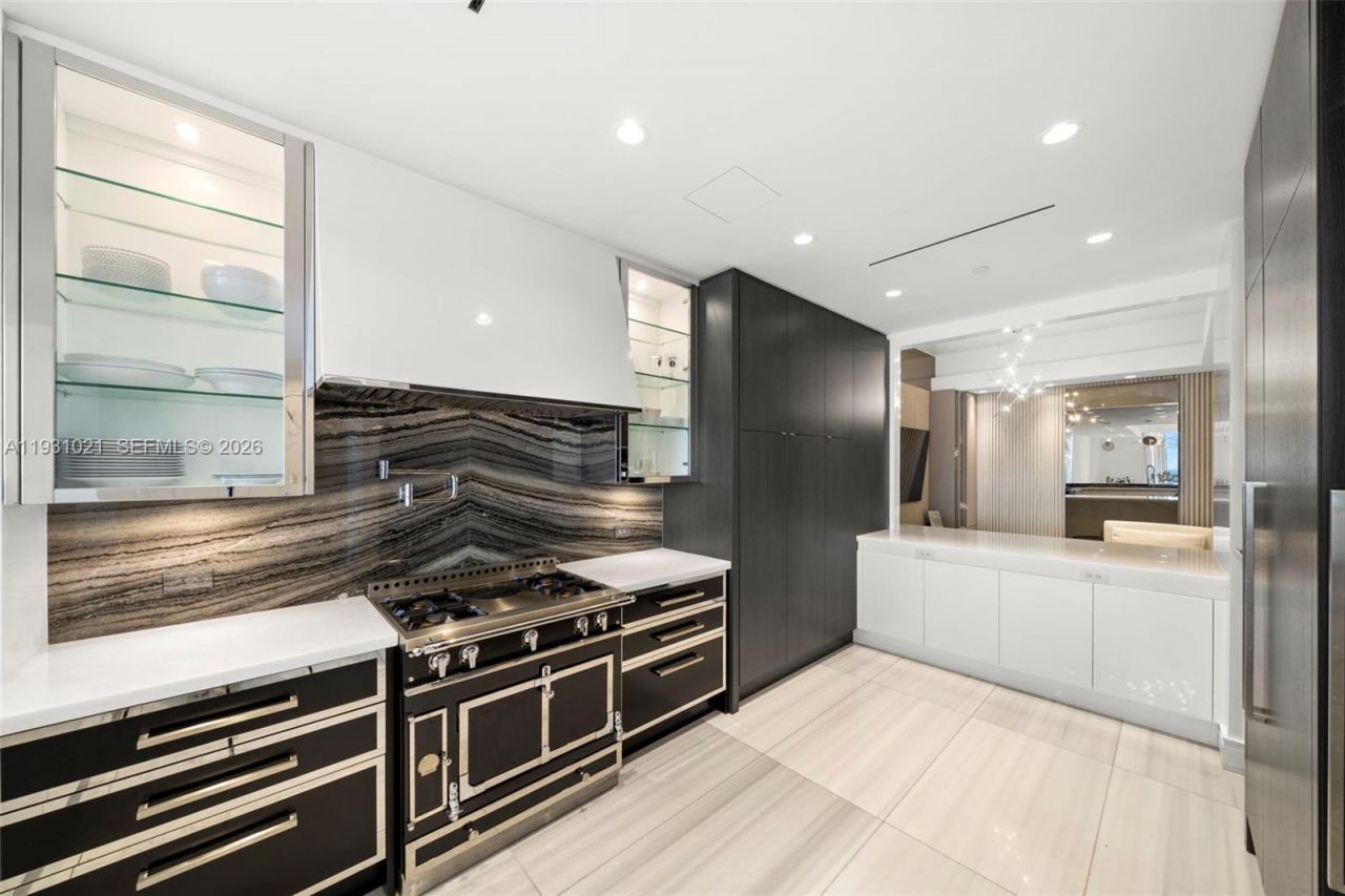 17901 Collins Ave, Unit 1002, Sunny Isles Beach, FL 33160 Photo