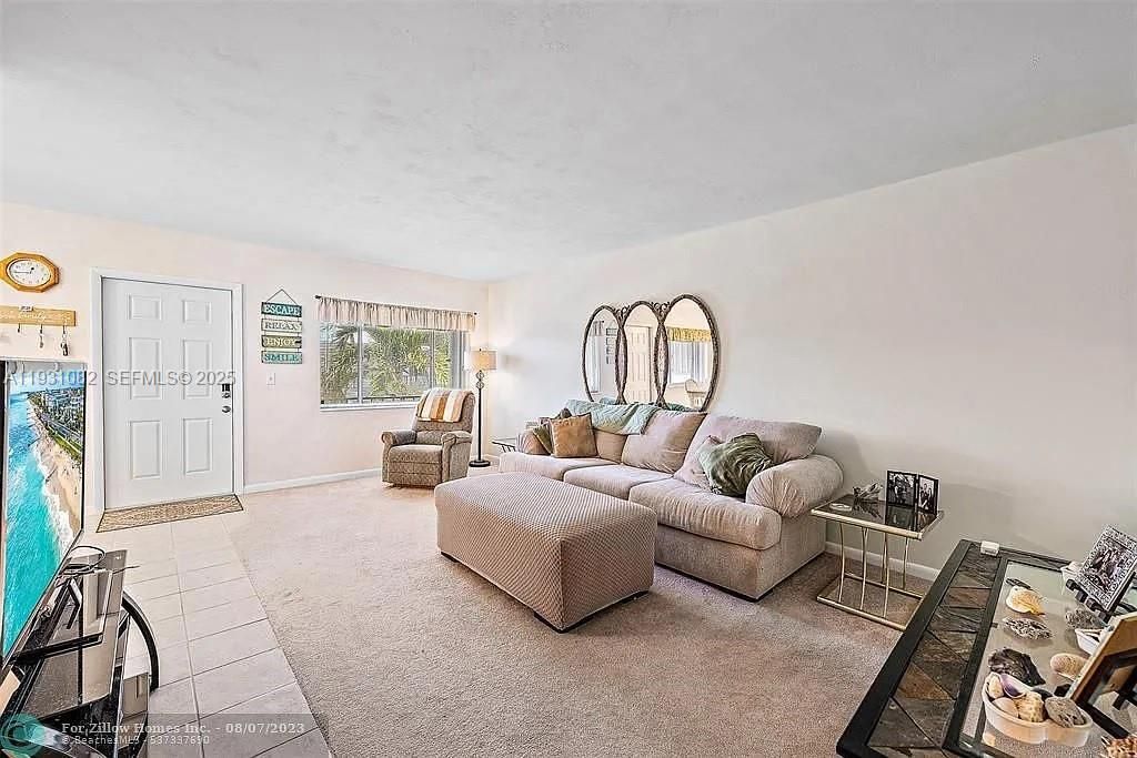 2400 Lake Osborne Dr, Unit 204, Lake Worth, FL 33461 Photo