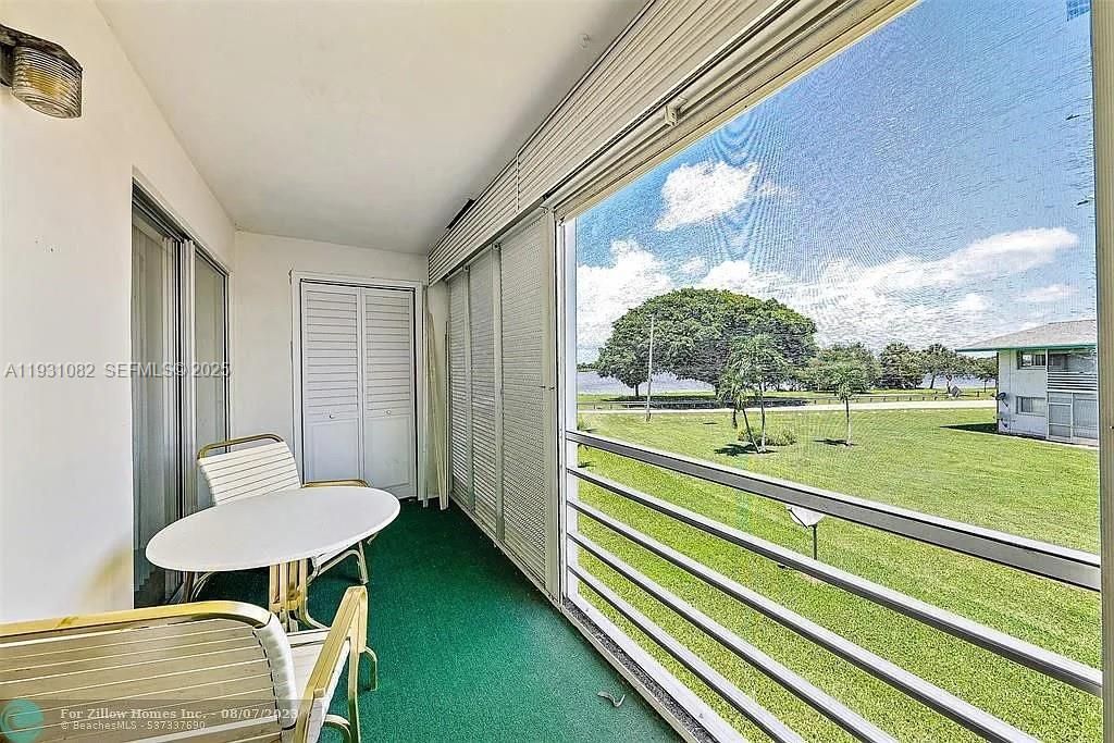 2400 Lake Osborne Dr, Unit 204, Lake Worth, FL 33461 Photo