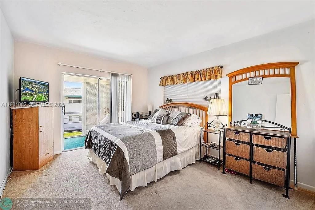 2400 Lake Osborne Dr, Unit 204, Lake Worth, FL 33461 Photo