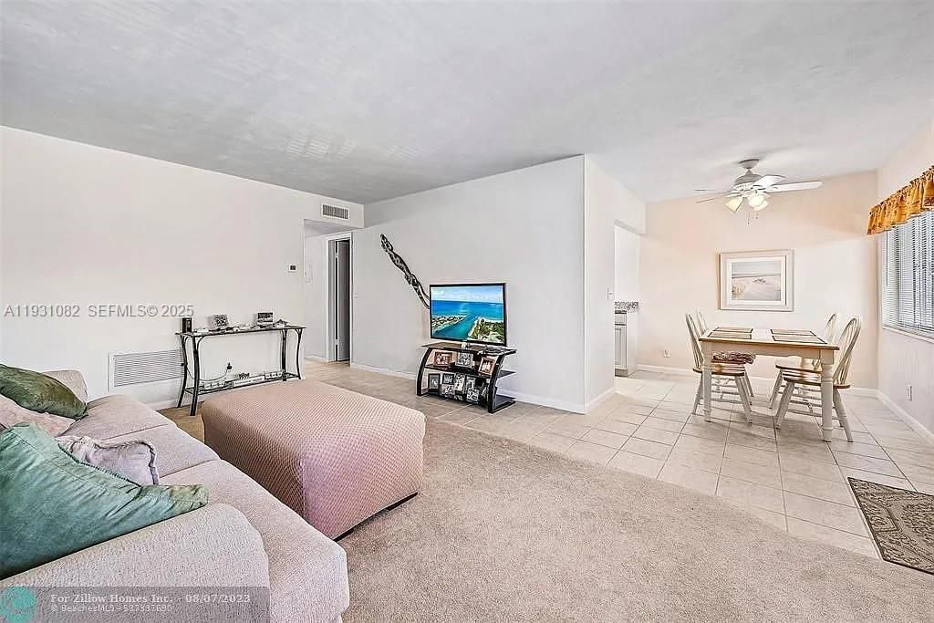 2400 Lake Osborne Dr, Unit 204, Lake Worth, FL 33461 Photo