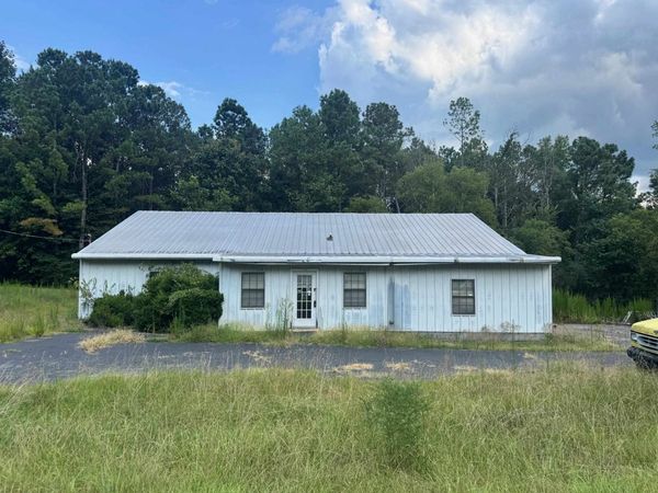 5670 Newburg Rd, Haleyville, AL