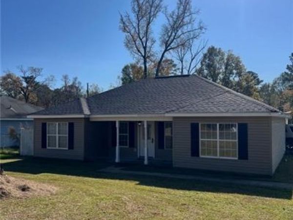 639 LA 1204 Highway, Ball, LA 71405