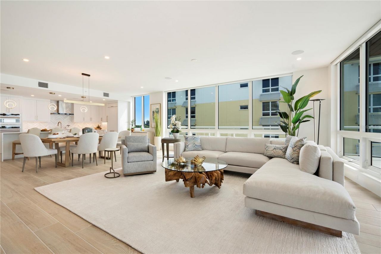 1035 Seaside Drive, Unit 501, Sarasota, FL 34242 Photo