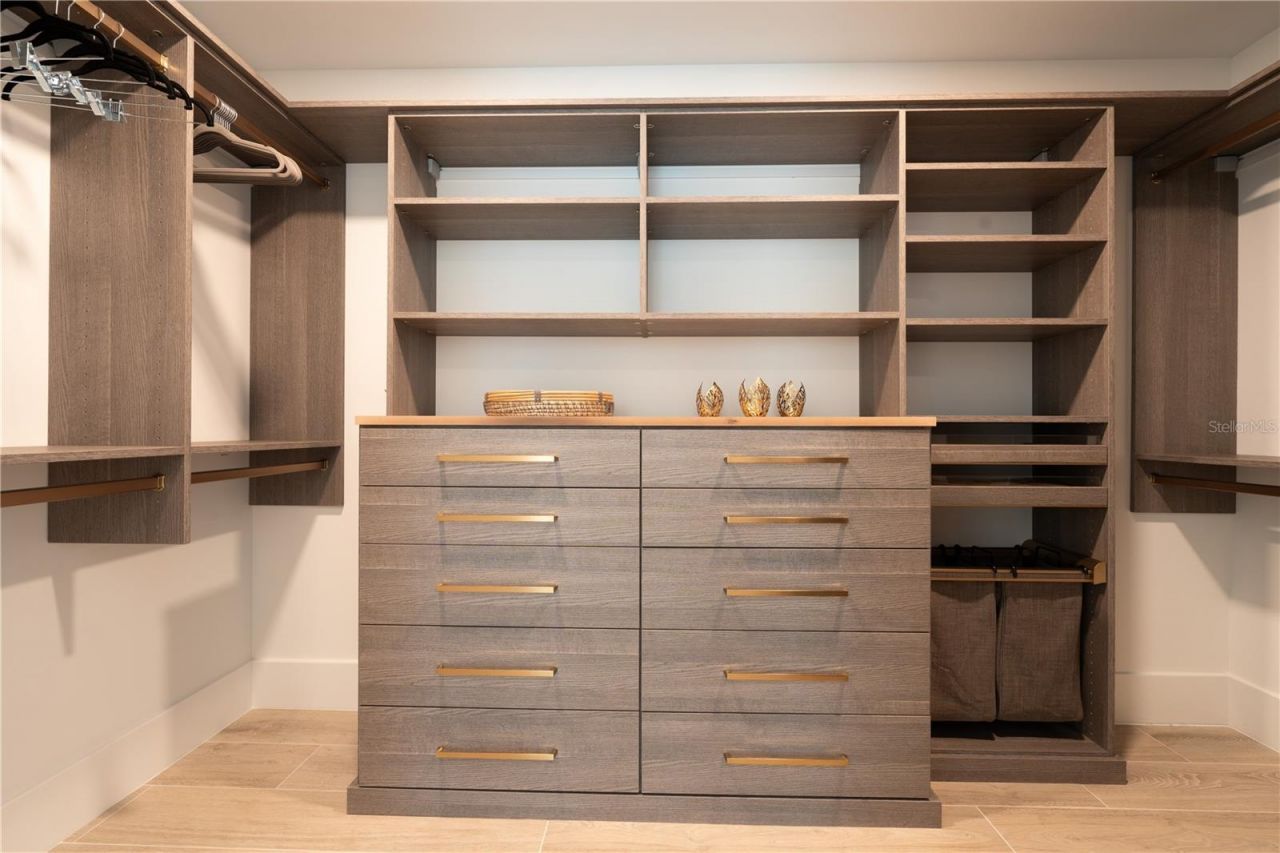 1035 Seaside Drive, Unit 501, Sarasota, FL 34242 Photo