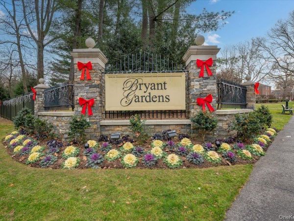 13 Bryant Crescent, Unit 2K, White Plains, NY 10604