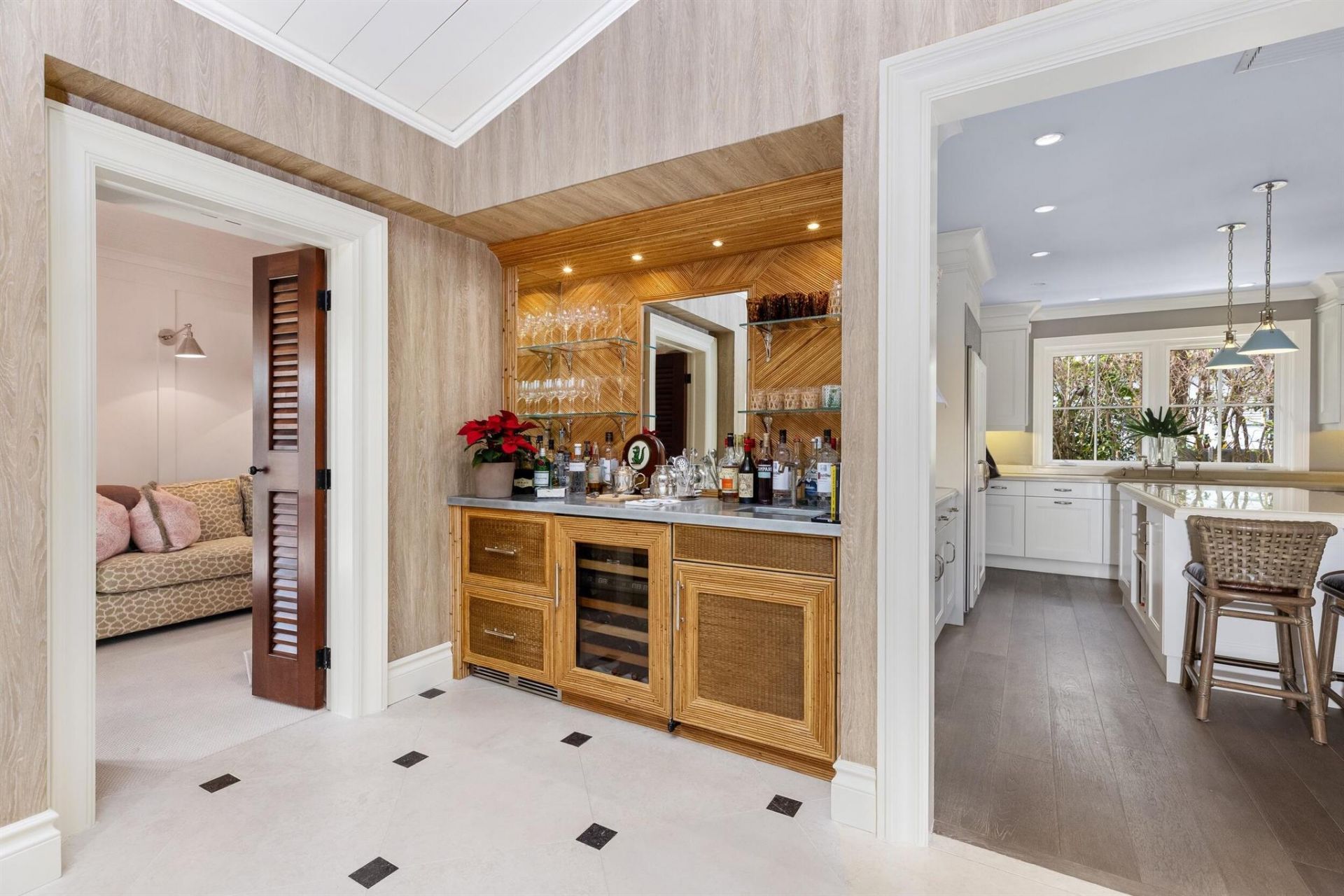 258 List Road, Palm Beach, FL 33480 Photo