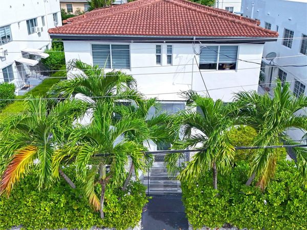 815 W 39th St, Miami Beach, FL 33140