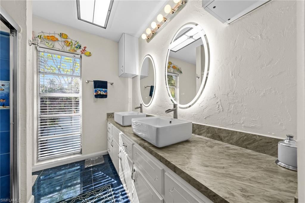 813 105th Ave N, Naples, FL 34108 Photo