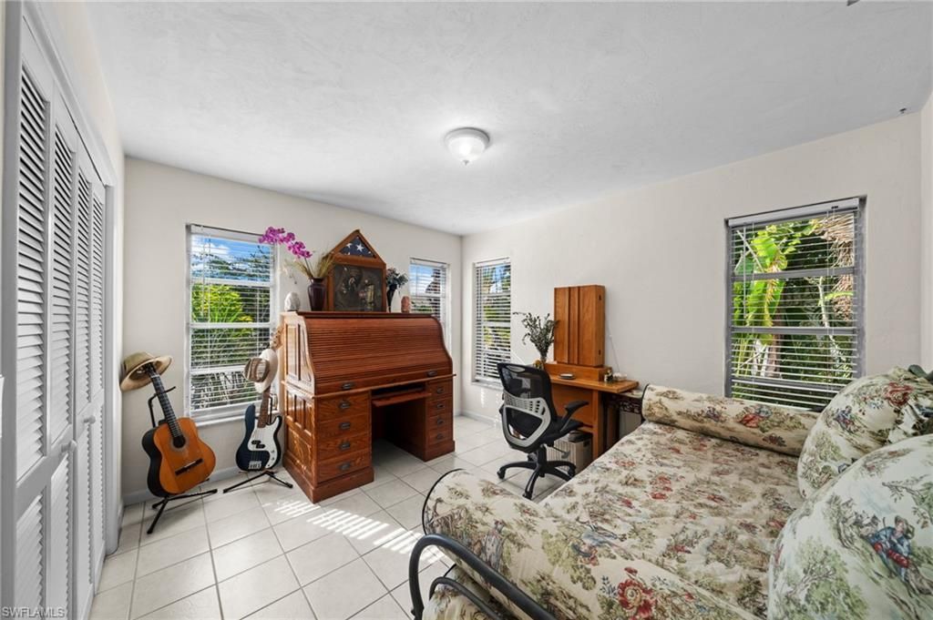 813 105th Ave N, Naples, FL 34108 Photo