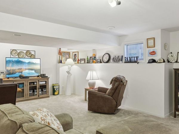 5672 Ambrosia Terrace, McFarland, WI 53558