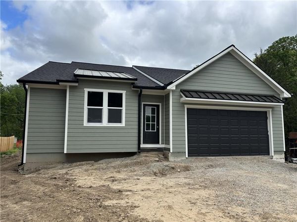 719 Goodlet Circle, Weston, MO 64098