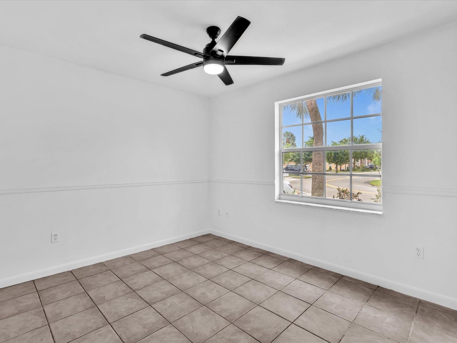 15817 NW 4th Ct, Pembroke Pines, FL 33028 Photo