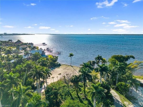 8661 Cajuput CV , FORT MYERS, FL 33919