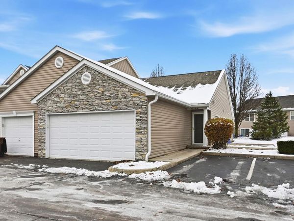 5169 Novelty Avenue, Unit 72E, Canal Winchester, OH 43110