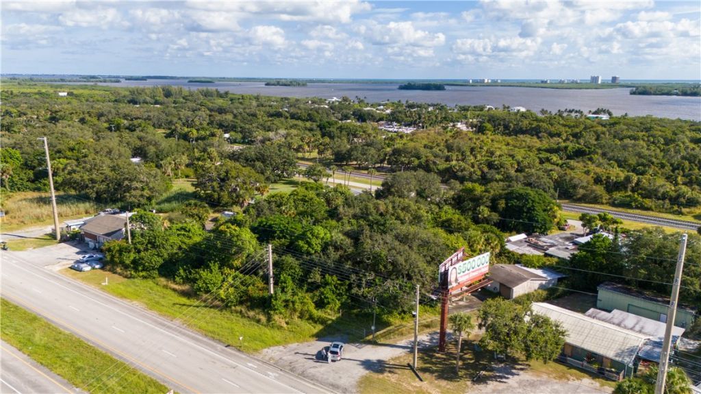 4022 N Us Highway 1, Fort Pierce, FL 34946 Photo