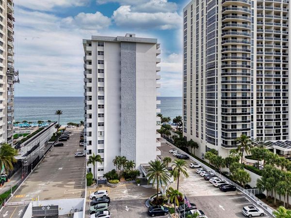 4250 Galt Ocean Dr, Unit 8A, Fort Lauderdale, FL 33308