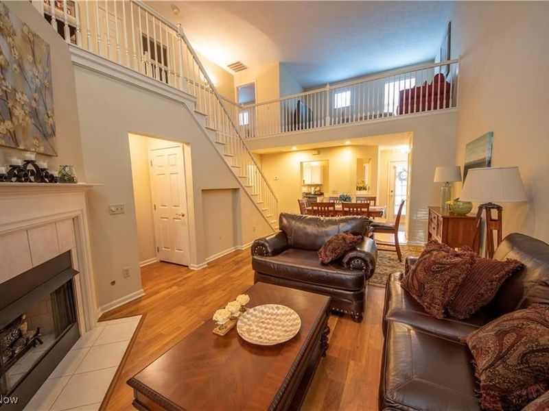 2042 W Reserve Circle, Avon, OH 44011 Photo 4