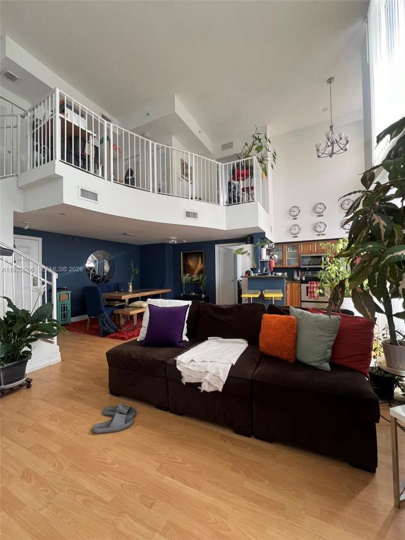 1 Glen Royal Pkwy, Unit 1612, Miami, FL 33125 Photo