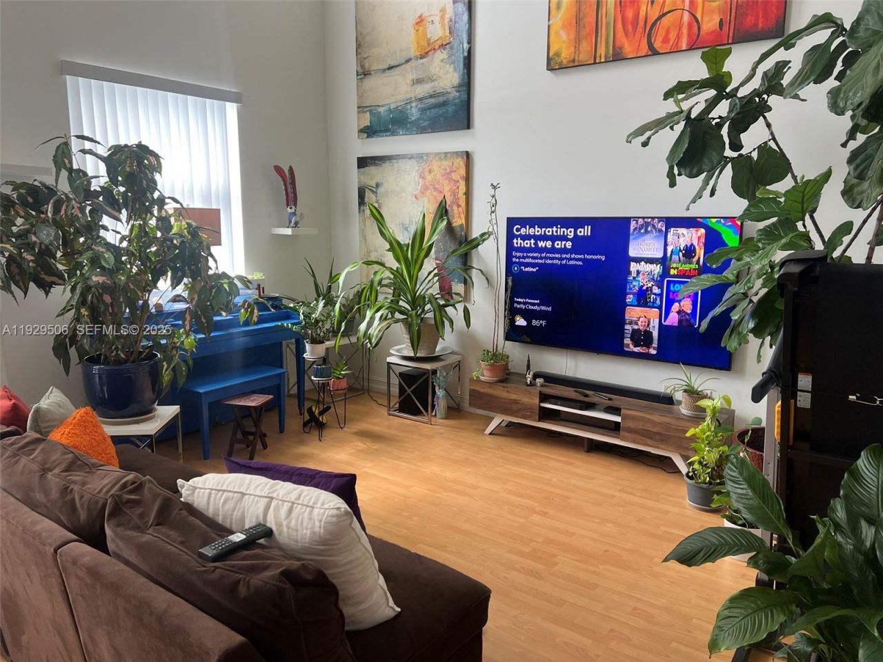 1 Glen Royal Pkwy , Unit 1612, Miami, FL 33125 Photo