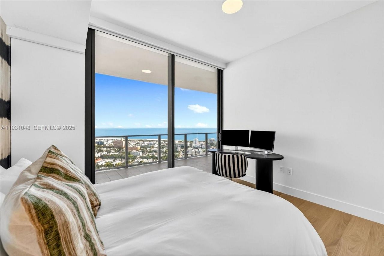 501 West Ave, Unit 3405, Miami Beach, FL 33139 Photo