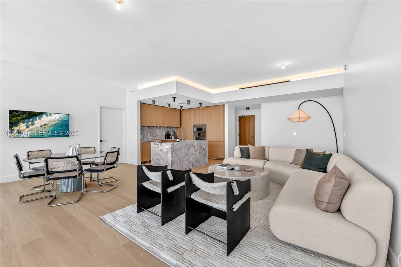 501 West Ave, Unit 3405, Miami Beach, FL 33139 Photo