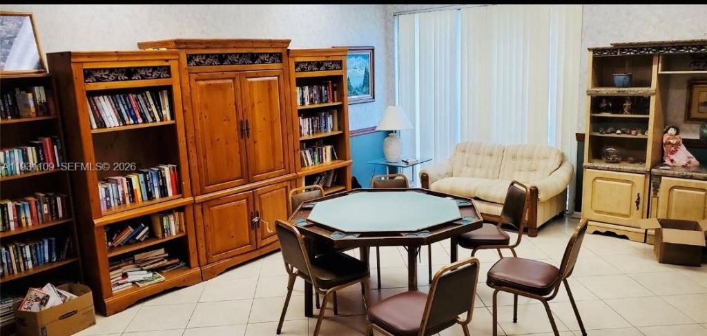 7331 NW 18th St, Unit 204, Margate, FL 33063 Photo