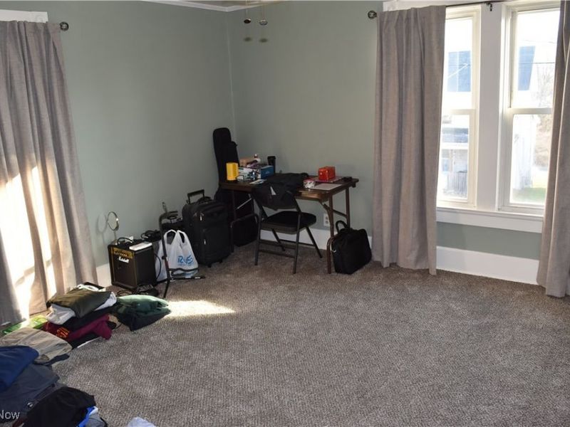 613 E Main Street, Barnesville, OH 43713 Photo 10