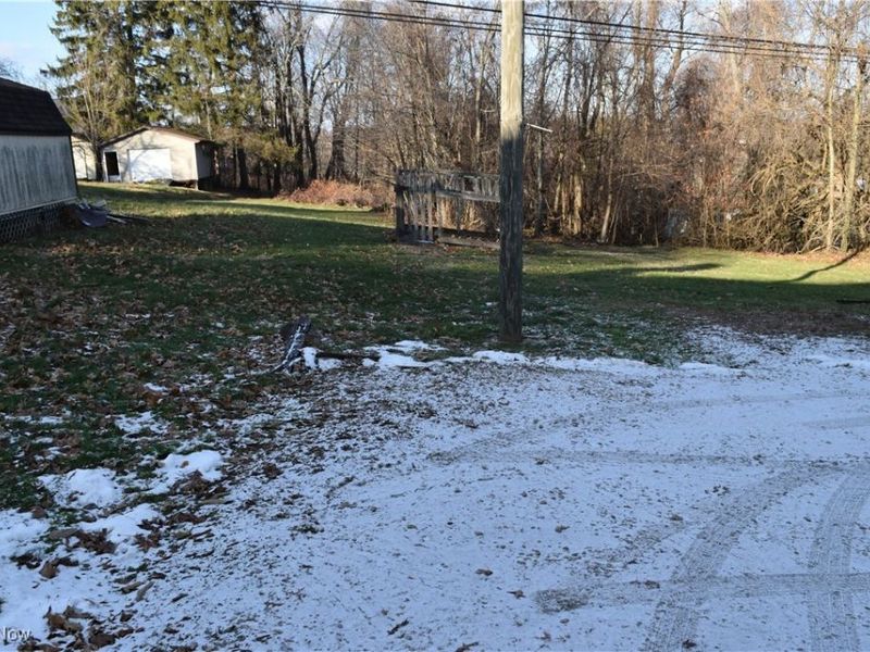 613 E Main Street, Barnesville, OH 43713 Photo 18