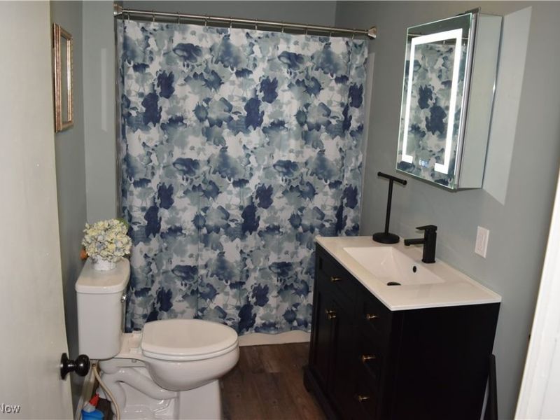 613 E Main Street, Barnesville, OH 43713 Photo 8