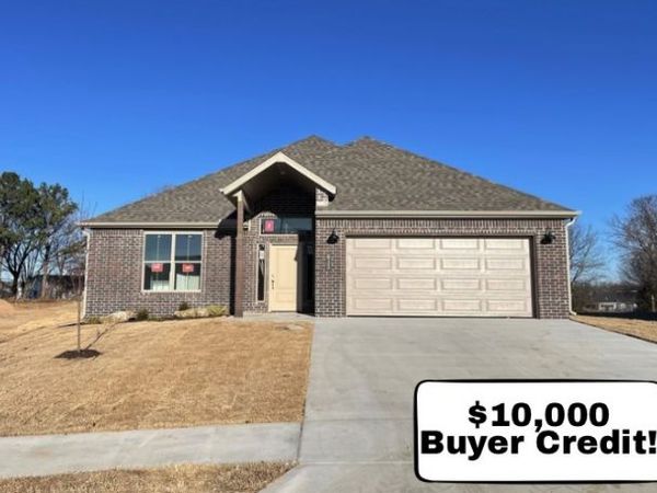 411 W Hondo Street, Siloam Springs, AR 72761