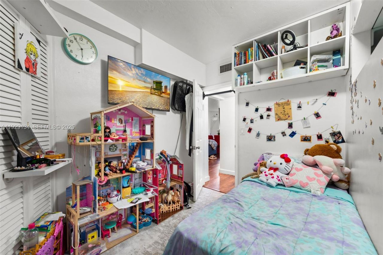 1667 NE Miami Gardens Dr , Unit 145, Miami, FL 33179 Photo