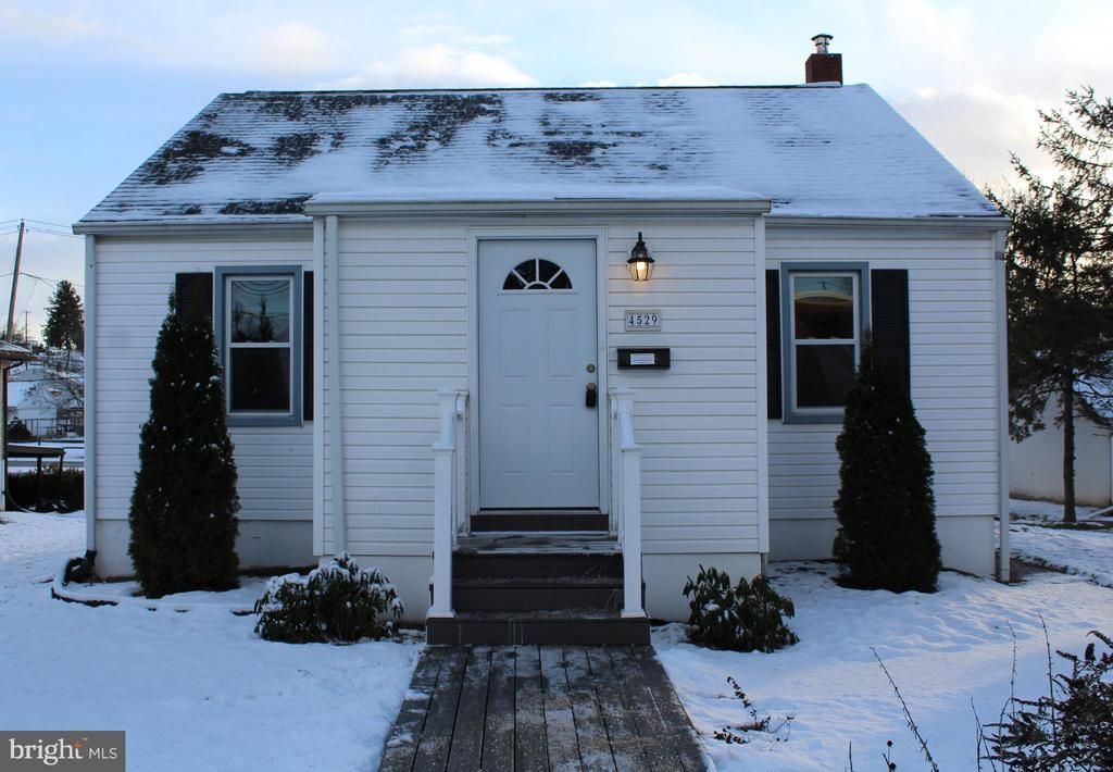 4529 Devonshire Road, Harrisburg, PA 17109 Main Photo