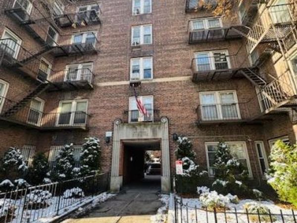 48-20 44th Street, Unit 4C, Woodside, NY 11377