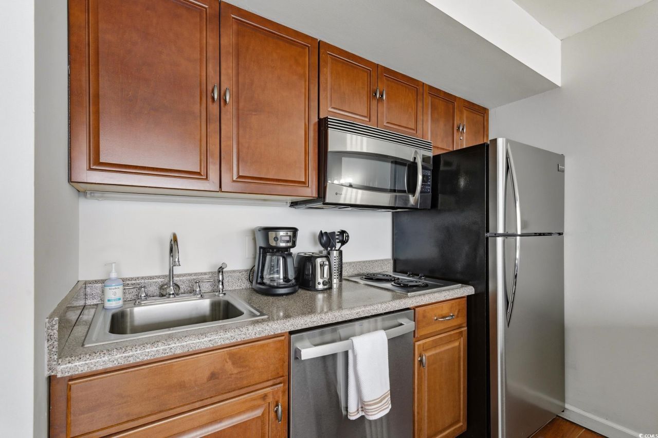 5523 N Ocean Blvd. Photo 4