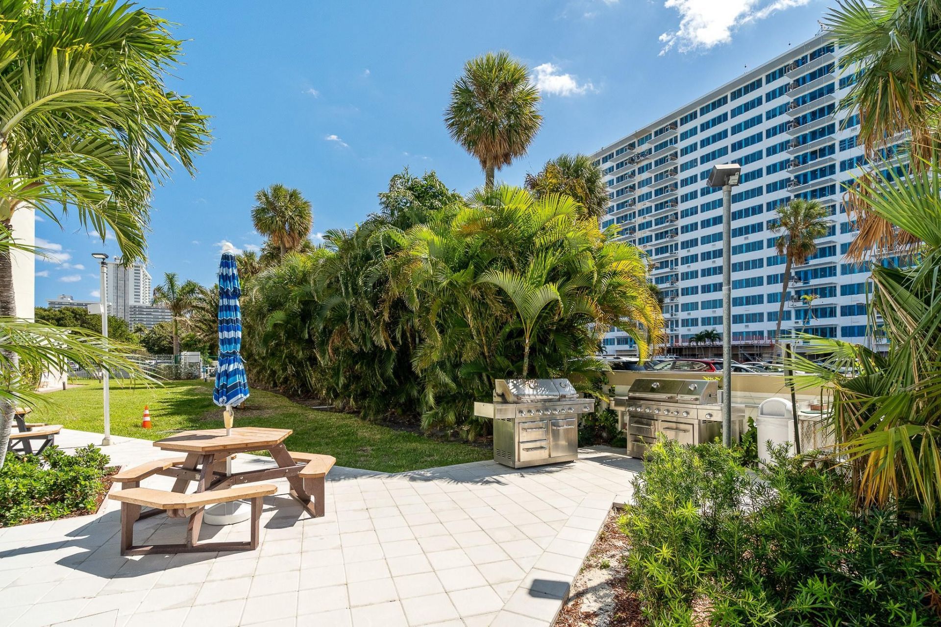 3200 NE 36th Street, Unit 1117, Fort Lauderdale, FL 33308 Photo