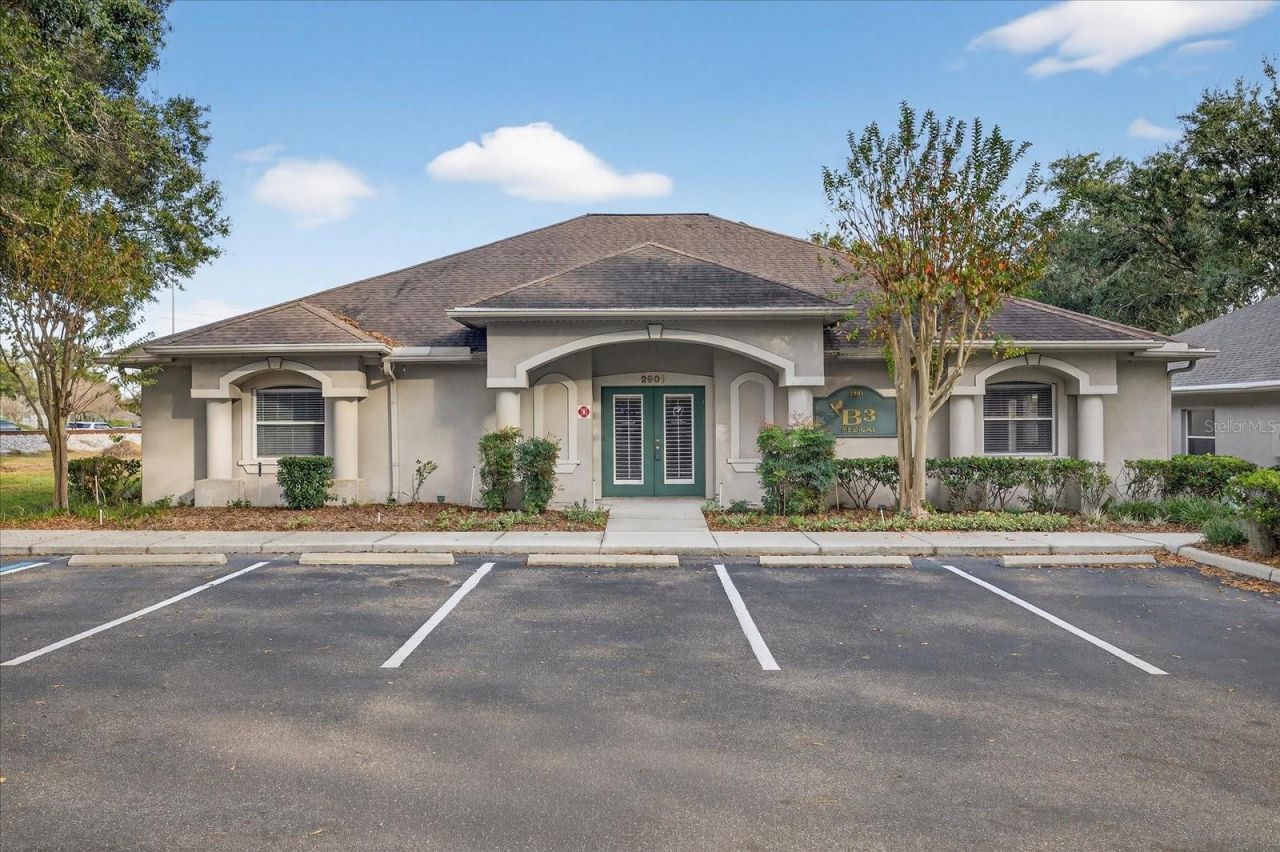 2901 Busch Lake Boulevard, Tampa, FL 33614 Photo