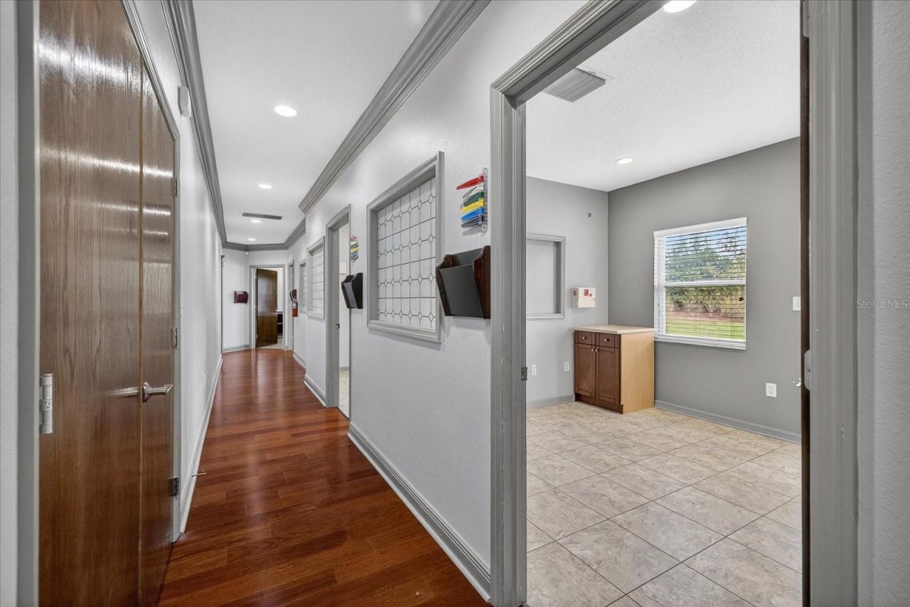 2901 Busch Lake Boulevard, Tampa, FL 33614 Photo