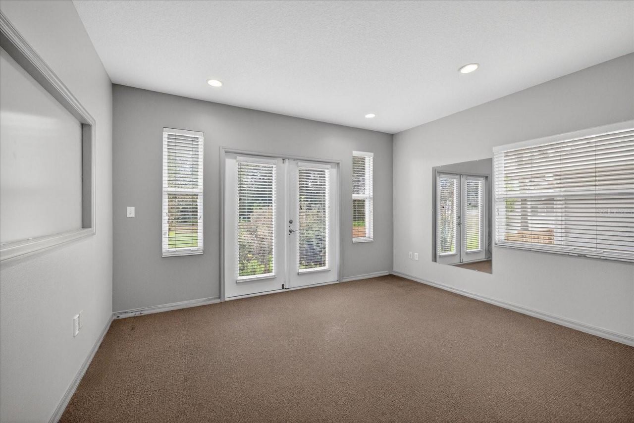 2901 Busch Lake Boulevard, Tampa, FL 33614 Photo