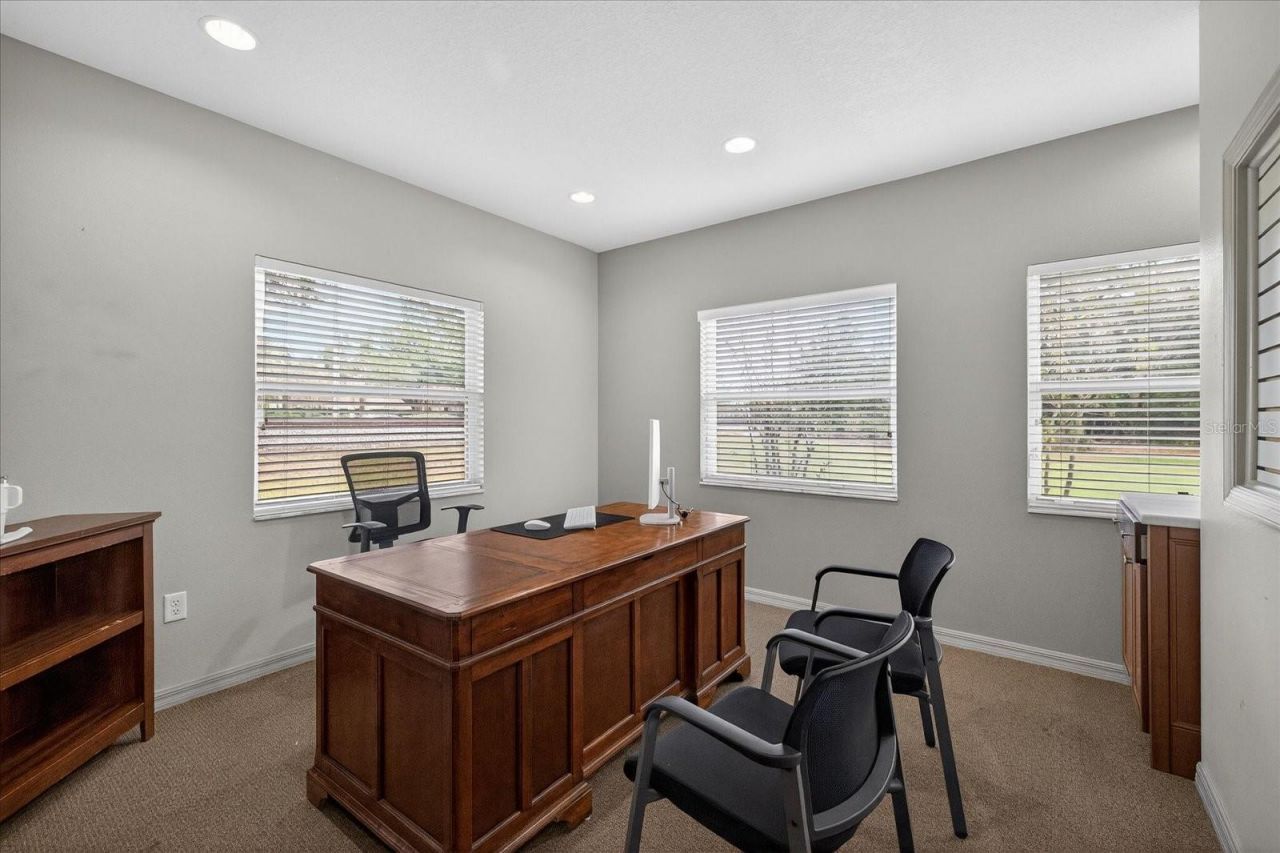 2901 Busch Lake Boulevard, Tampa, FL 33614 Photo