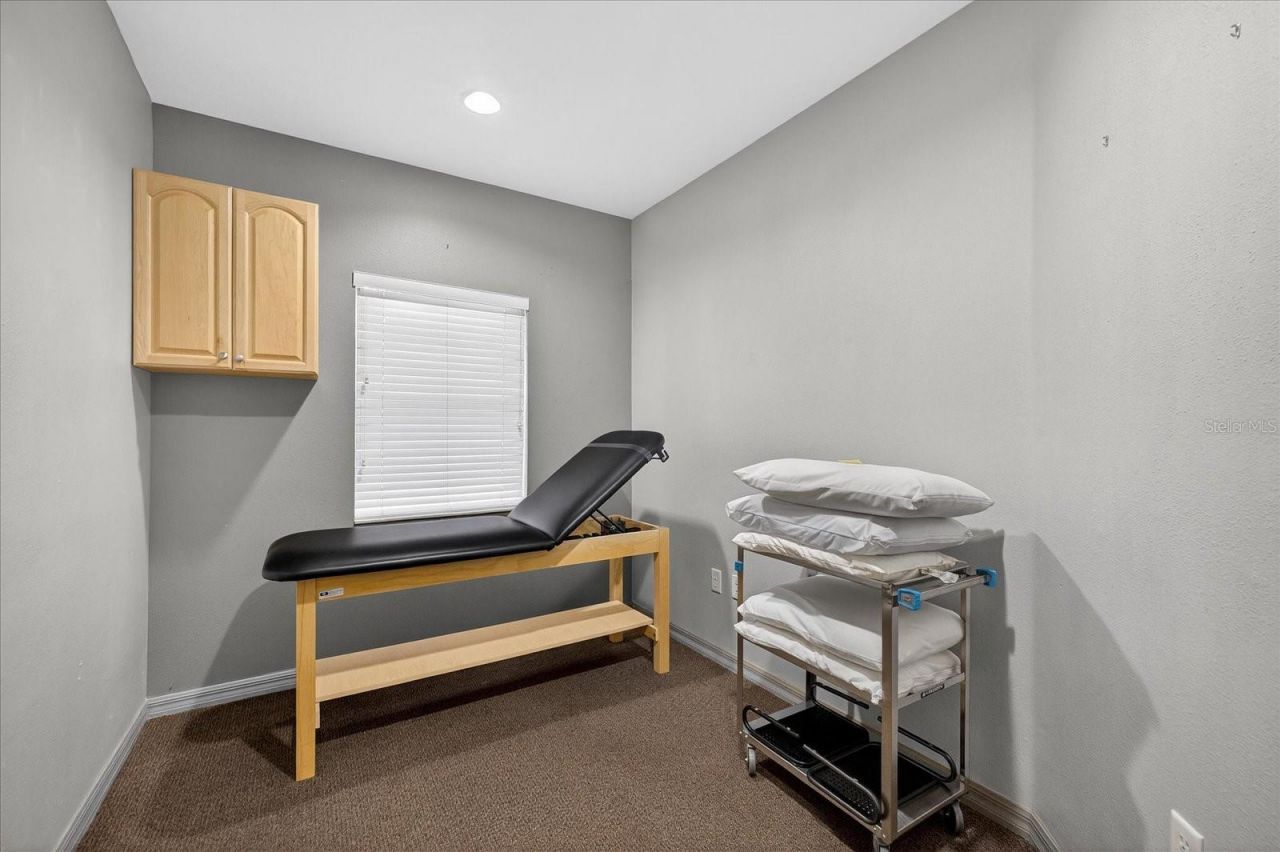 2901 Busch Lake Boulevard, Tampa, FL 33614 Photo